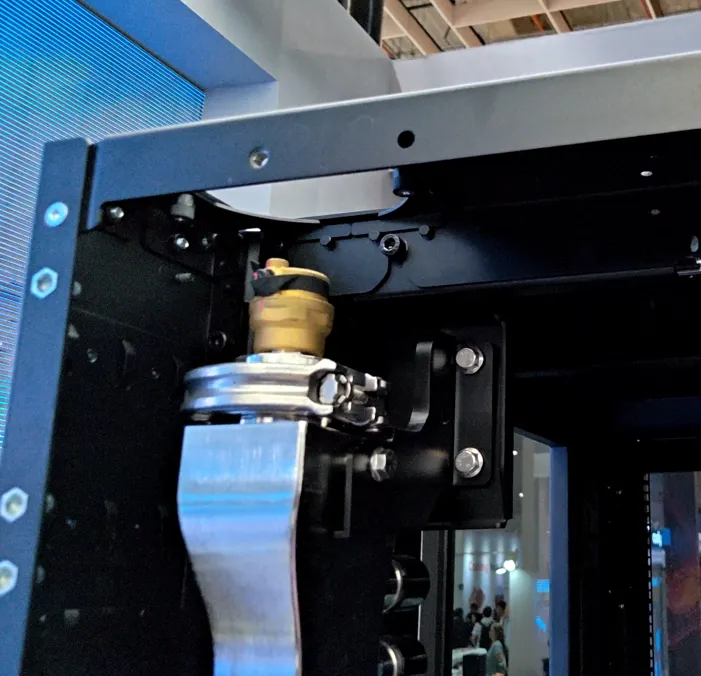 AI Rack manifold