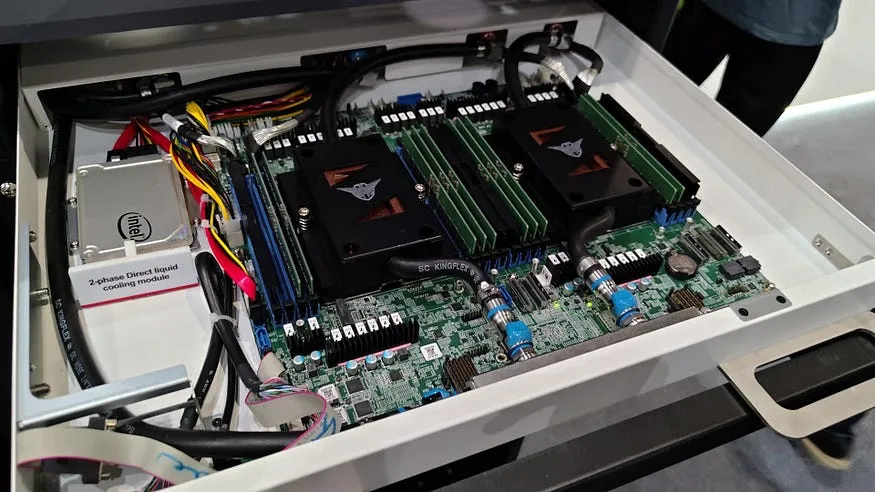 2-phase direct liquid cooling
